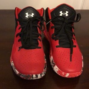 Under Armour Kids' Grade School Jet 21 Basketball Shoes. Like new!